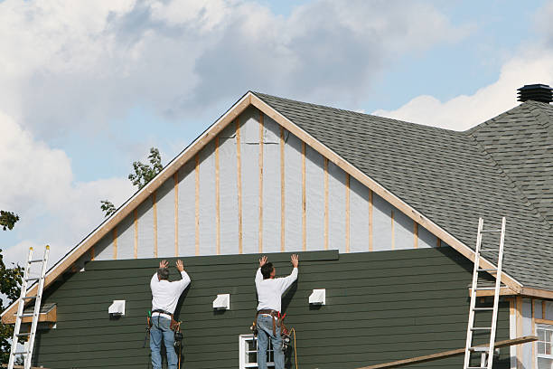 Professional Siding Installation technician working in Hebron, OH